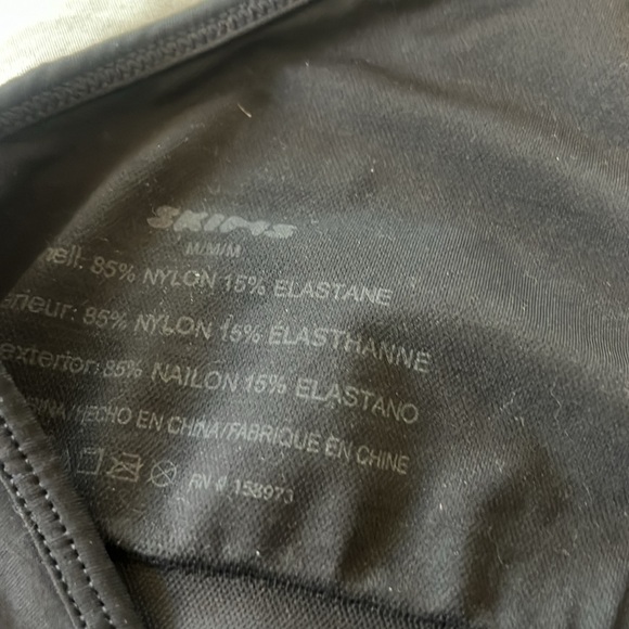 Skims Smoothing Bralette Sporty - Picture 16 of 16